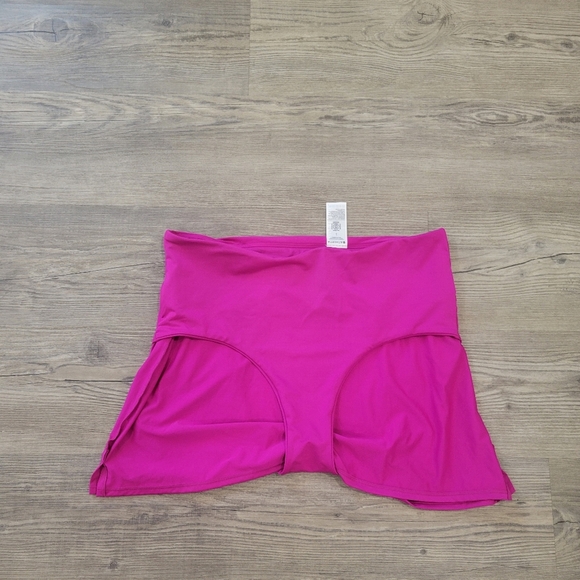 Athleta Women's Fuchsia Skort Size Large - Picture 7 of 9